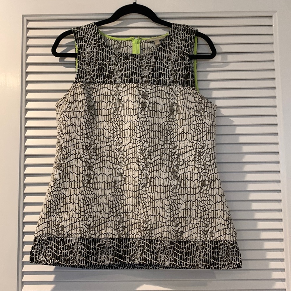 Banana Republic Black/White Top 8